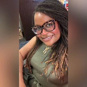 Meet your Posher, Charity